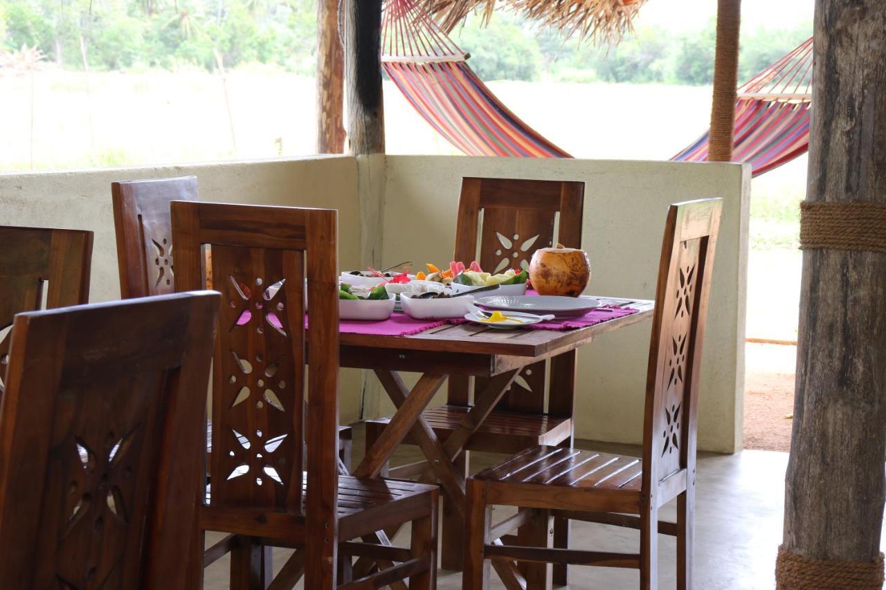 Nirvaan Safari Lodge Wilpattu Nationalpark Exterior foto
