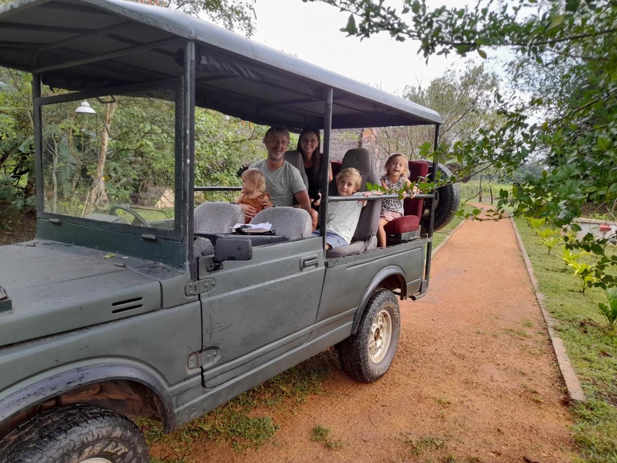 Nirvaan Safari Lodge Wilpattu Nationalpark Exterior foto